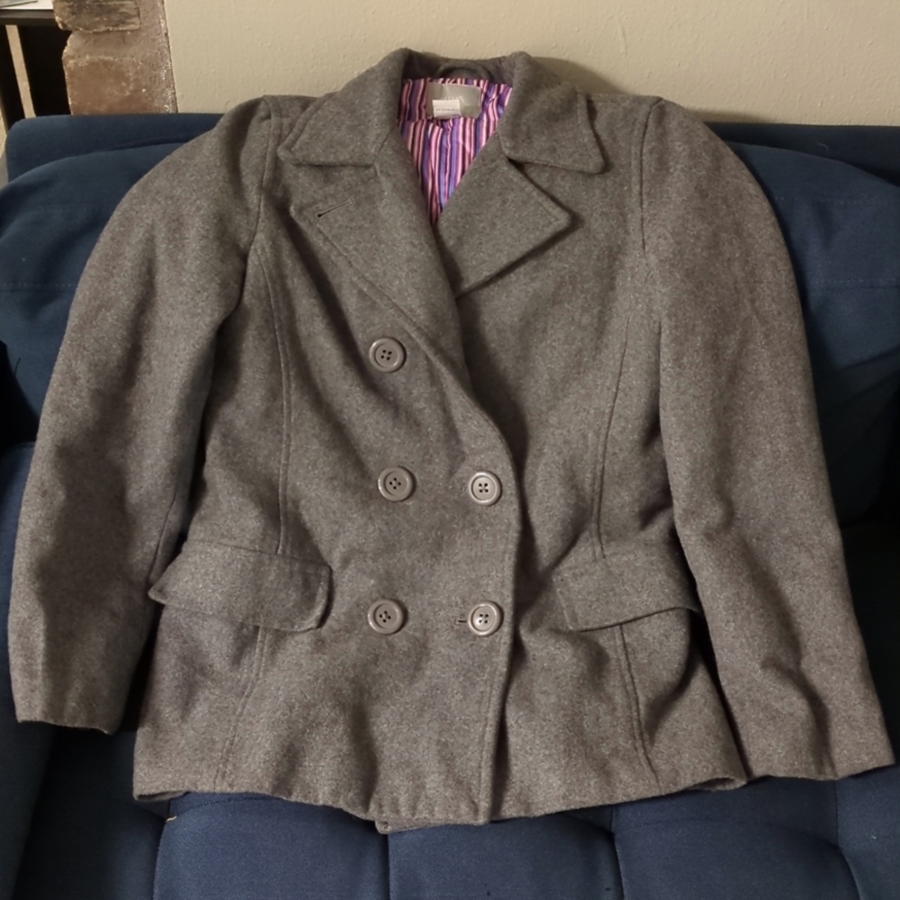 VTG dELiA*s Gray Pea Coat with Double-Breasted Design (Medium)
